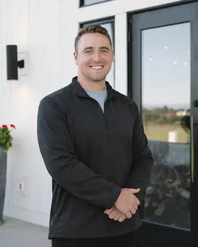 Chiropractor-Minneapolis-MN-Kyle-Schulte